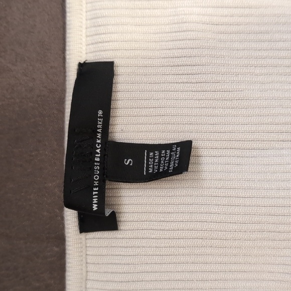 White House Black Market White Fitted Ribbed Tank Top - Picture 4 of 4